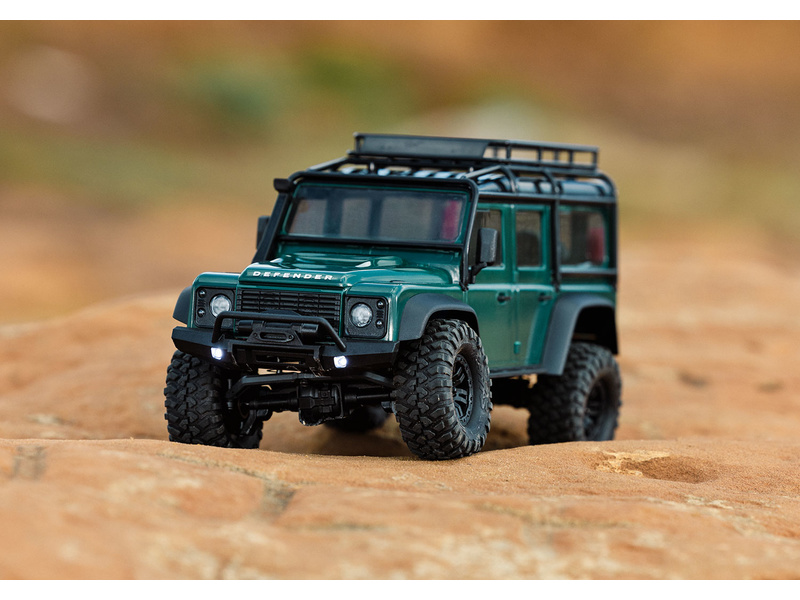 Traxxas TRX-4M Land Rover Defender 1:18 RTR růžový