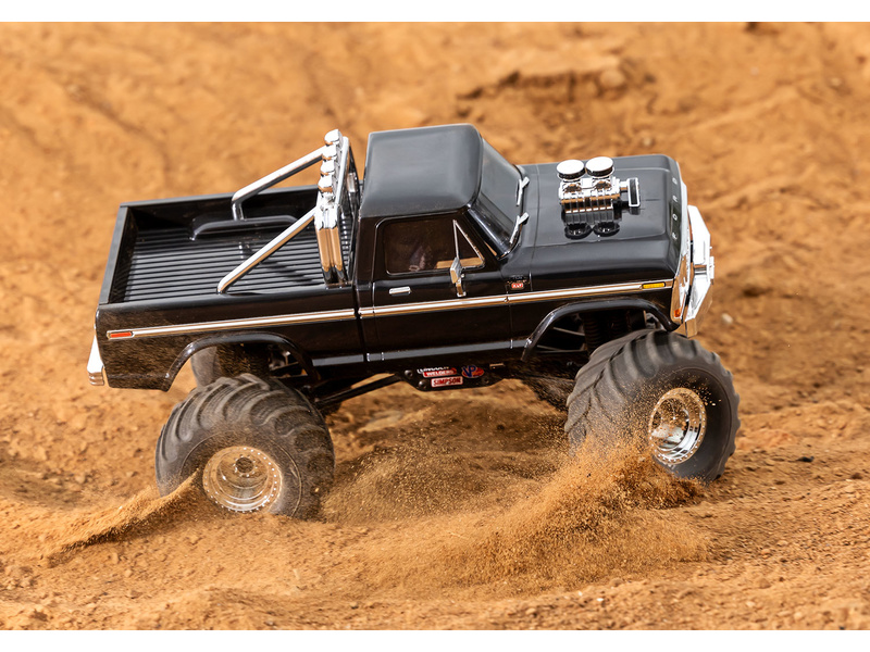 Traxxas TRX-4MT Ford F-150 1979 1:18 RTR černý