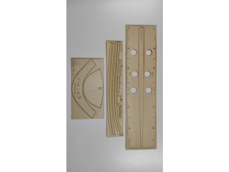 Türkmodel Liman 2 přístavní remorkér 1935 1:20 kit