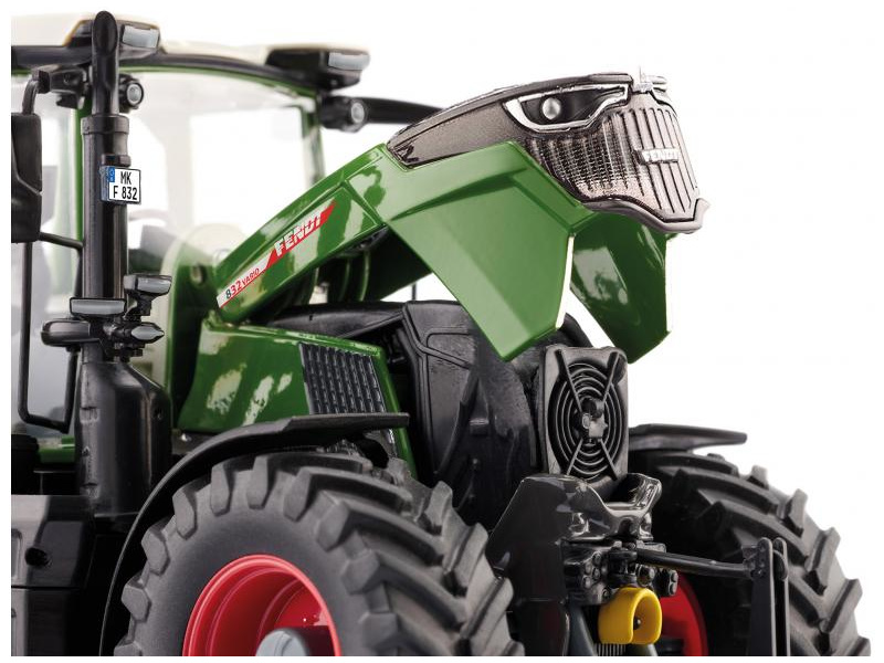 Wiking Fendt 832 Vario 1:32