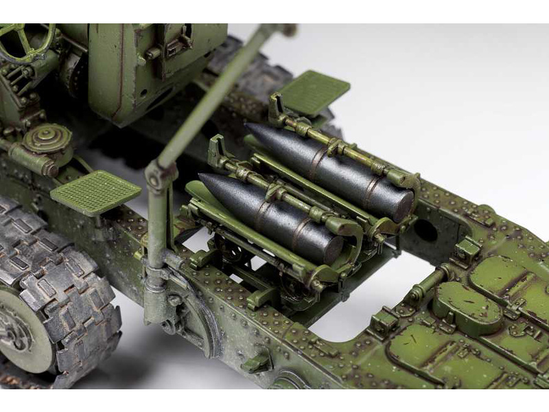 Zvezda M1931 (B-4) 203mm Howitzer WWII (1:35)