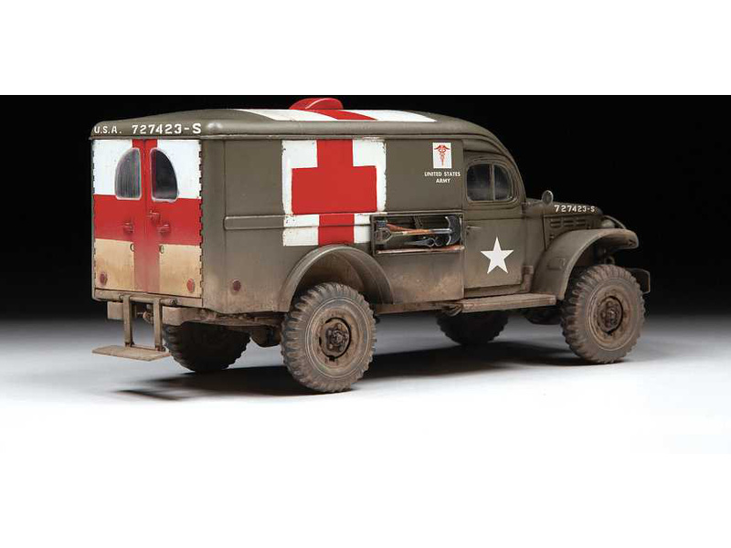 Zvezda Dodge WC-54 Ambulance (1:35)
