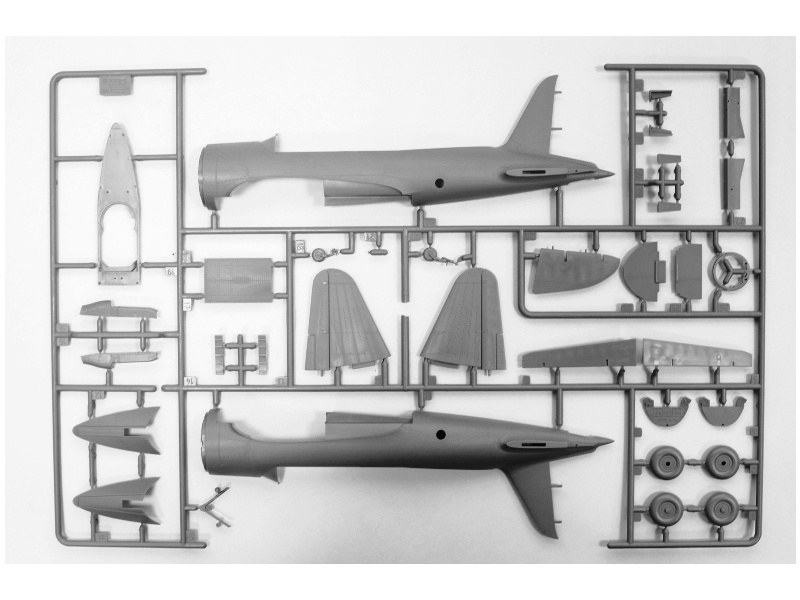 Zvezda sovětský lehký bombardér SU-2 (1:48)