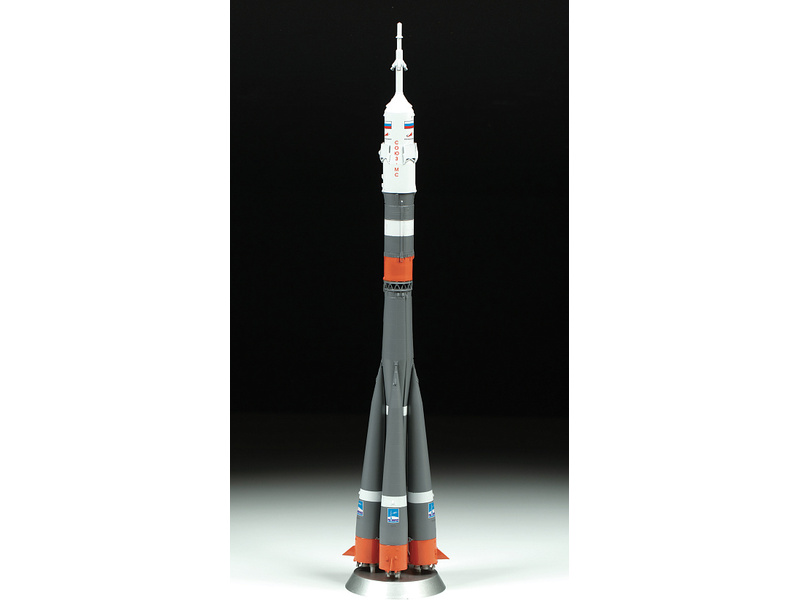 Zvezda raketa Sojuz (1:144)