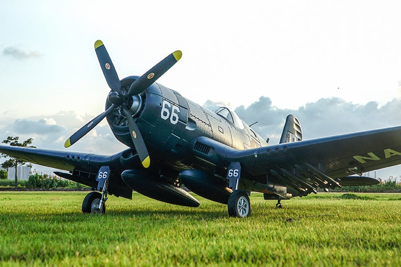 Giant F4U Corsair V3 ARF 1700mm