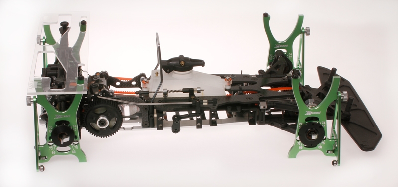 Setup sada pro 1/8 On Road podvozky v praktické tašce,