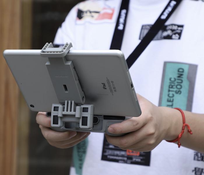 DJI - Vylepšený skládací držák tabletu s poutkem pro DJI RC-N3 / RC-N2 / RC-N1