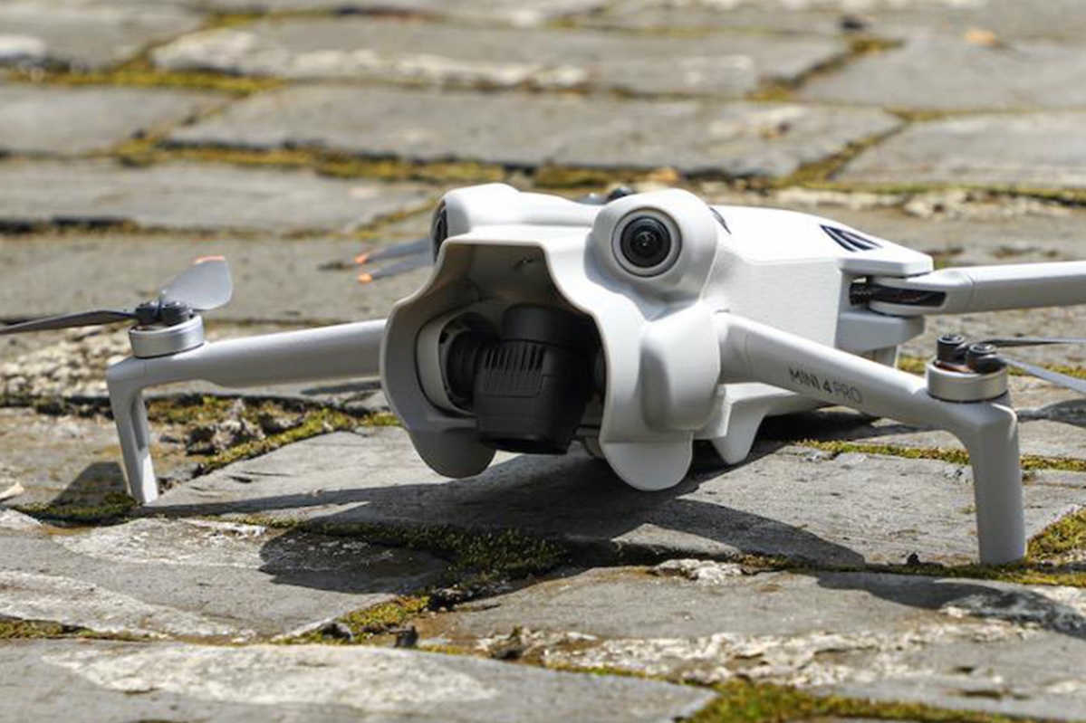 DJI Mini 4 Pro - sluneční clona (černá)