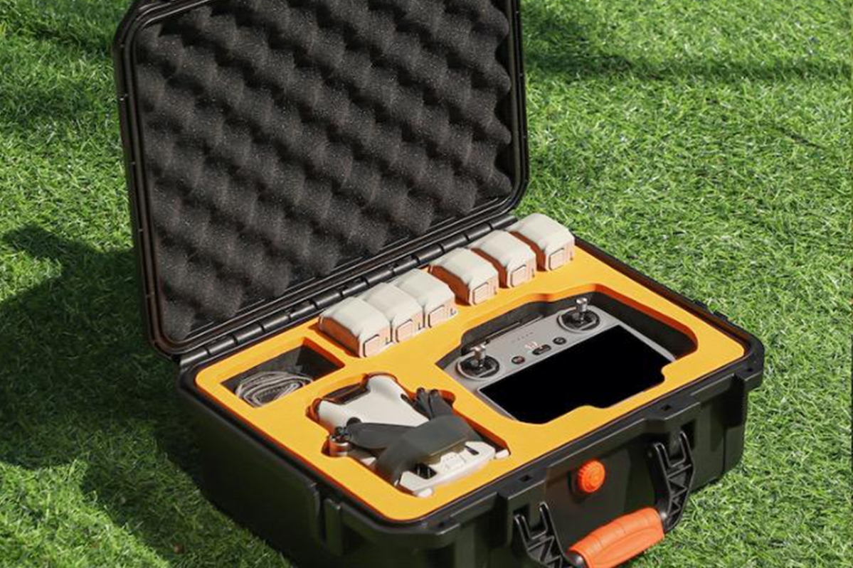 DJI Mini 4 Pro - voděodolný kufr s popruhem přes rameno