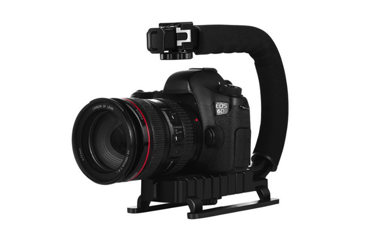 C-tvarovaný ruční stabilizátor pro kamery