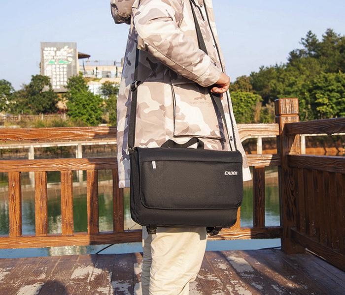 Velká taška přes rameno na fotoaparát