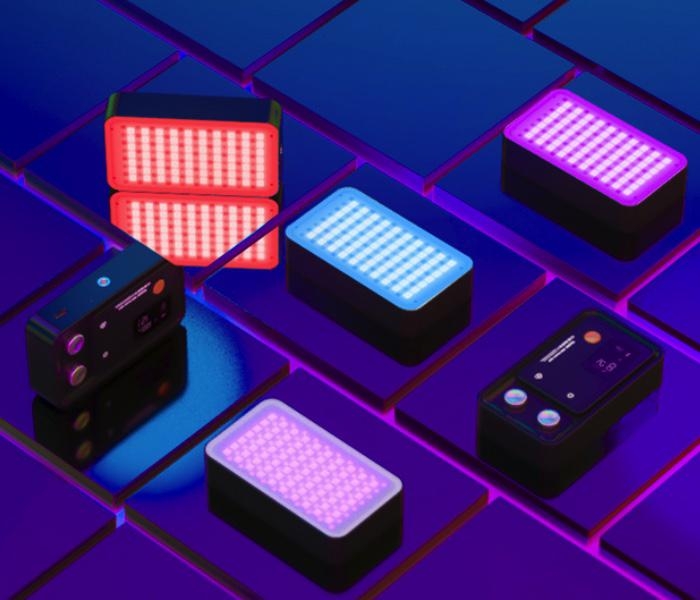 Nastavitelné RGB kapesní světlo (vč. baterie)