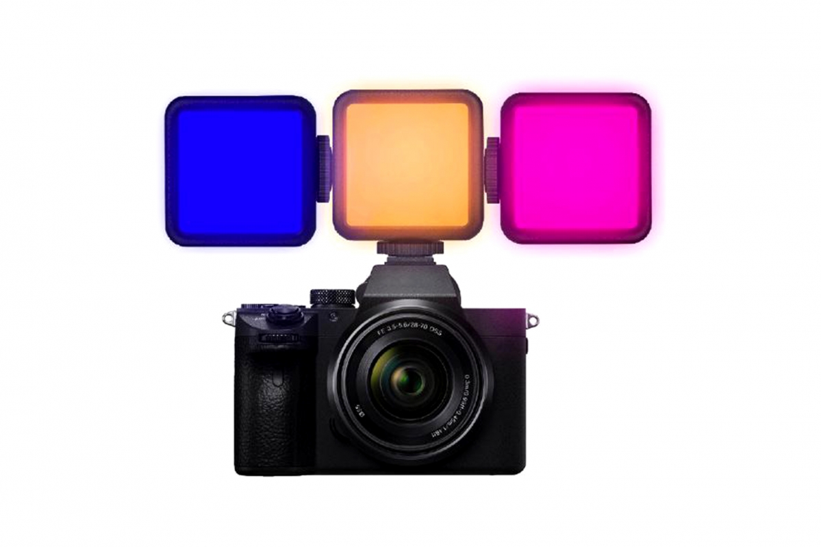 Magnetické RGB nastavitelné LED světlo (vč. baterie)