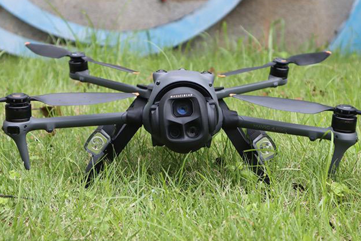 DJI MAVIC 4 Pro - Podvozek s dobíjecími LED světly pro DJI Mavic 4 Pro