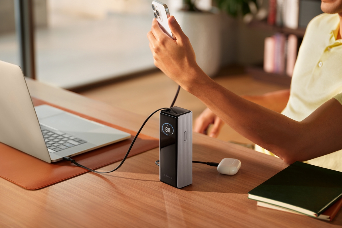 EcoFlow RAPID Power Banka (25000mAh,170W) 2x100W vestavěný USB-C kabel - stříbrná