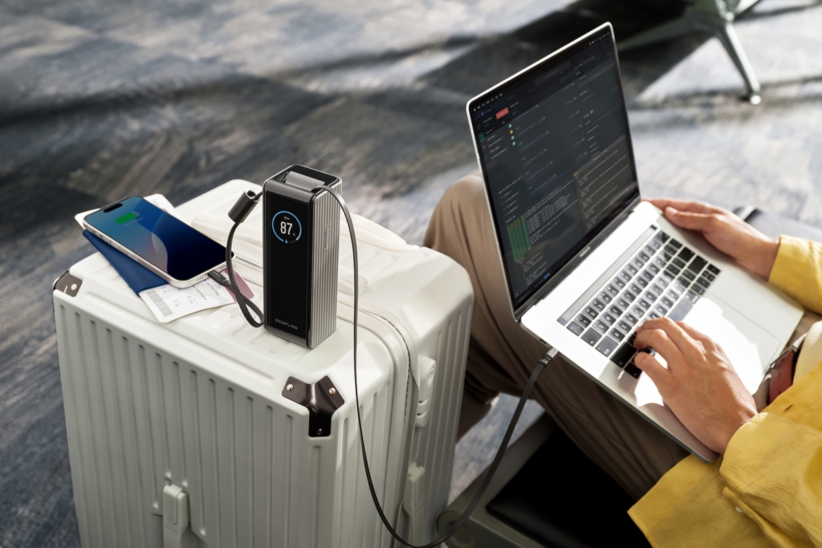 EcoFlow RAPID Power Banka (25000mAh,170W) 2x100W vestavěný USB-C kabel - stříbrná