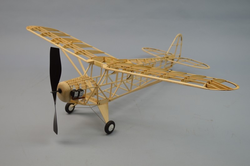 Piper "Clip Wing" Cub gumáček 762mm