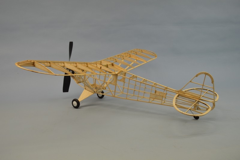 Piper "Clip Wing" Cub gumáček 762mm