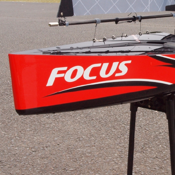 Focus V2 RTR plachetnice,