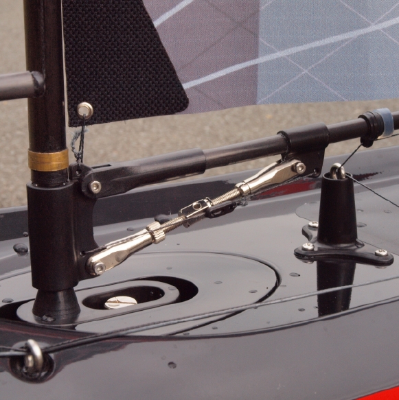 Focus V2 RTR plachetnice,