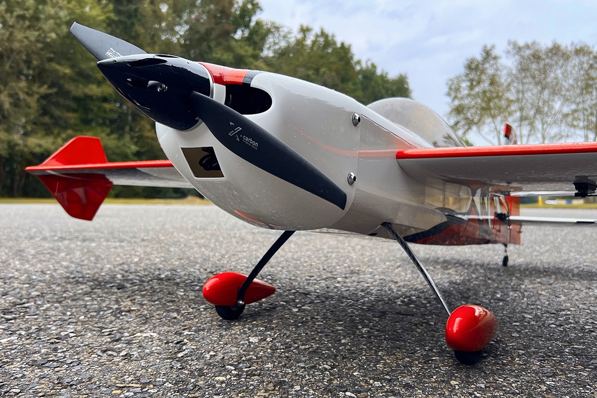 60" Edge 540T V2 EXP PLUS - Červená/Černá 1,52m