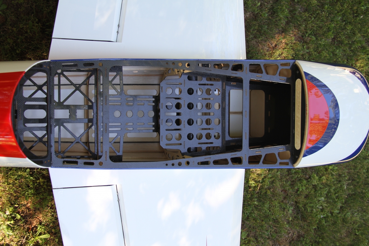 105.5" Slick 580 EXP - červená/bílá/modrá 2,67m