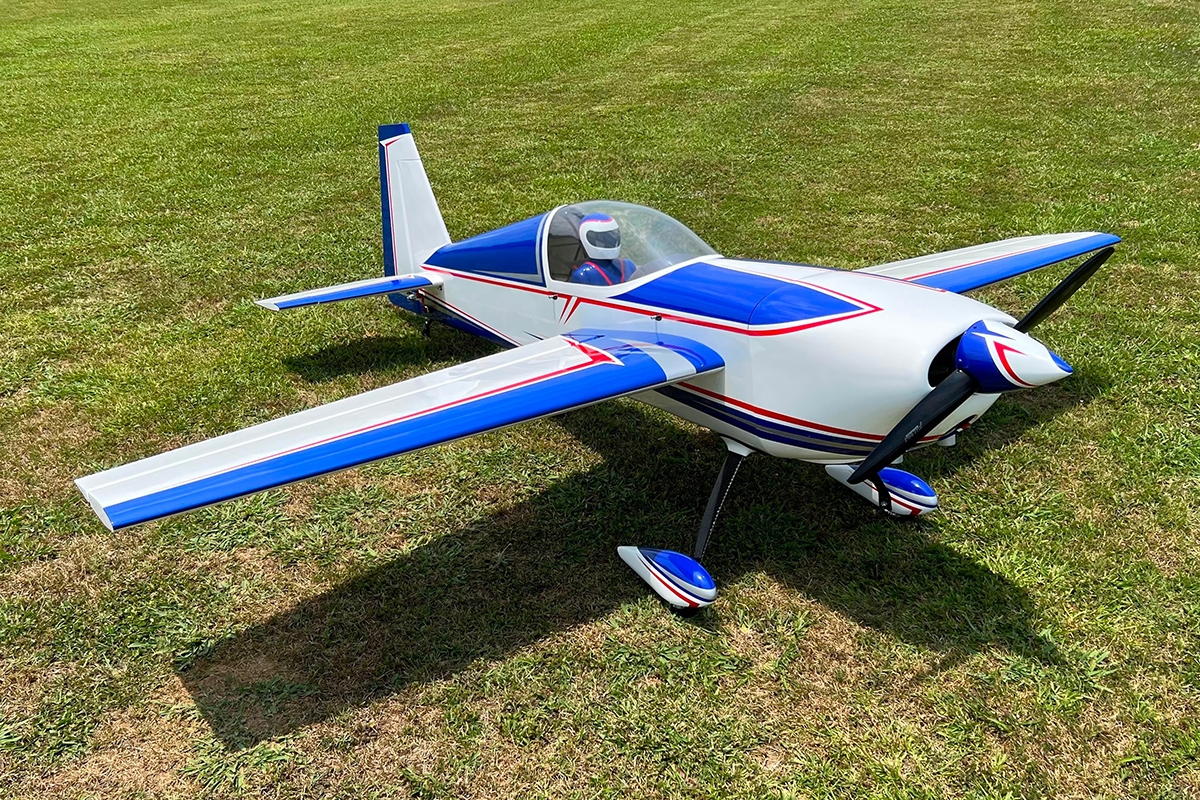 104" Extra 260 - Modrá/Bílá 2,64m