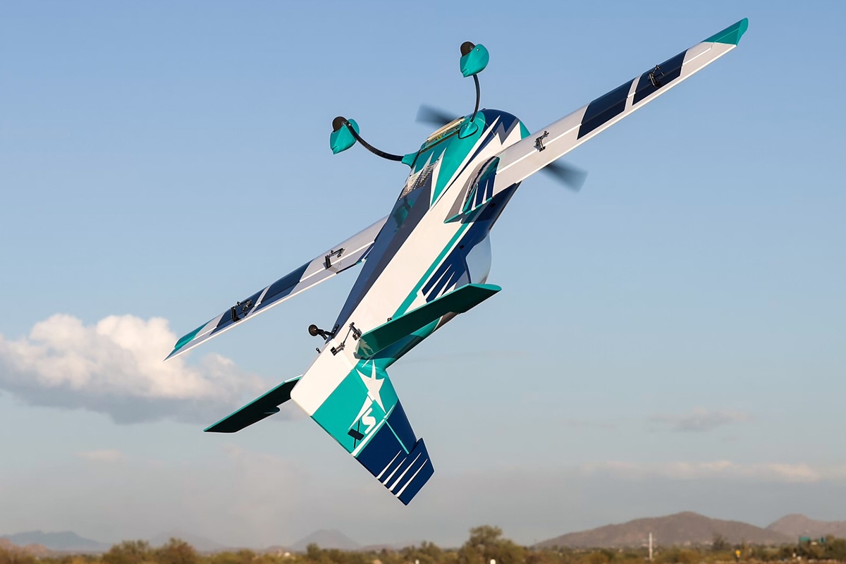 103" Extra SX ARF - červená 2,61m