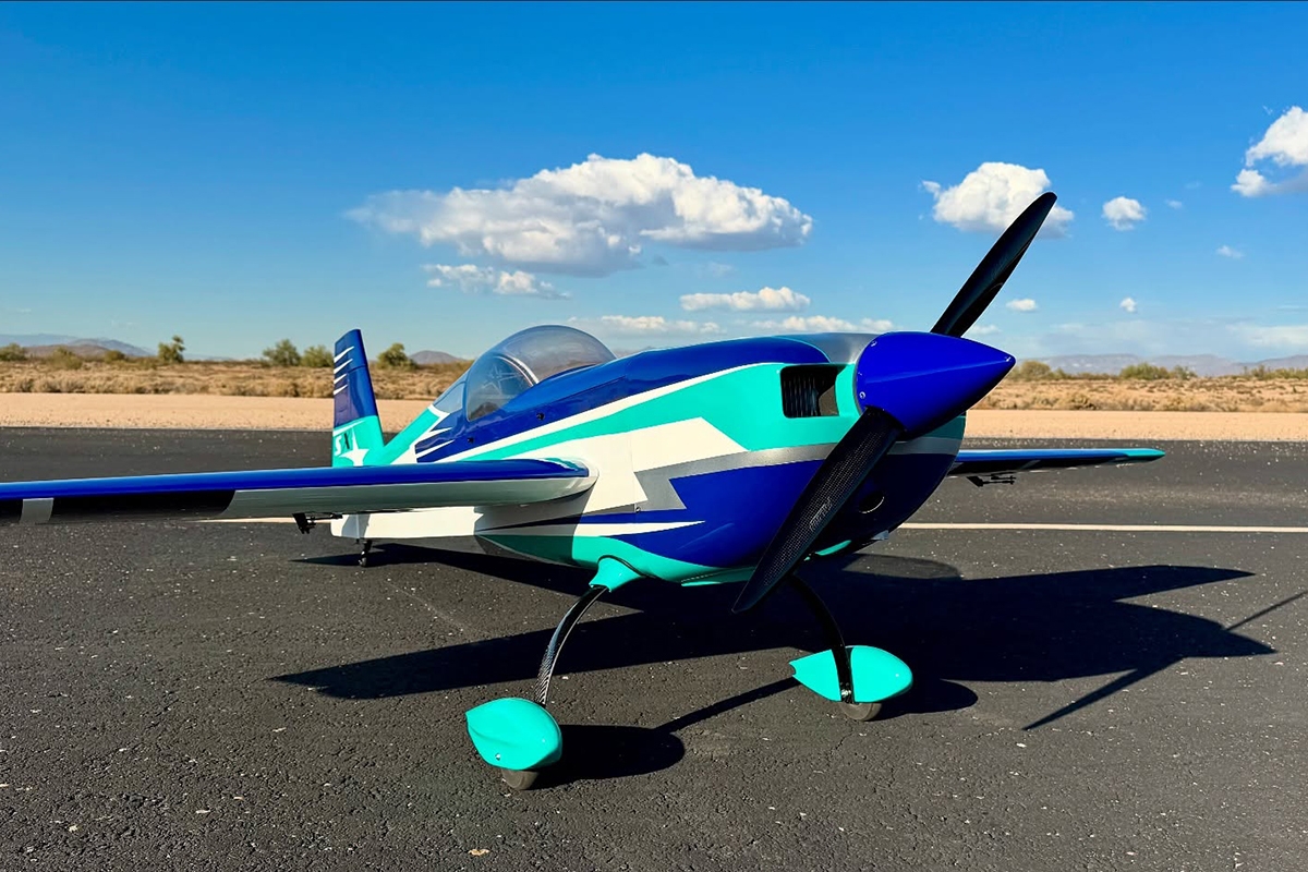 103" Extra SX ARF - červená 2,61m