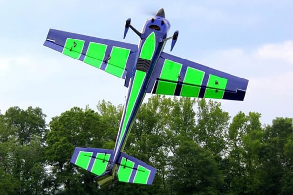 105" Laser 230z ARF - modrá 2,66m