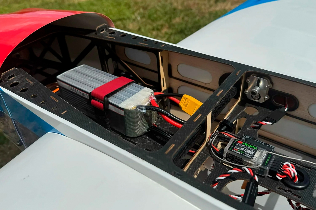 67" Laser Červená/Bílá/Modrá 1,70m