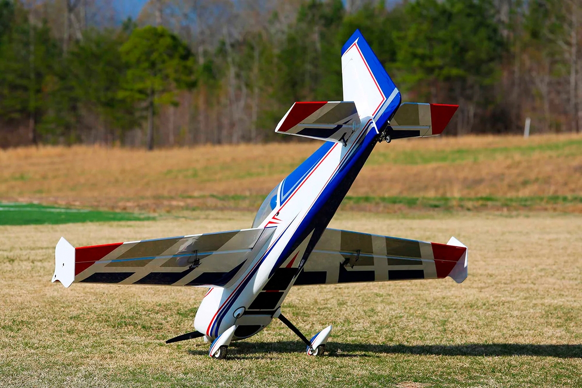 88" Extra 260 Modrá/Bílá 2,23