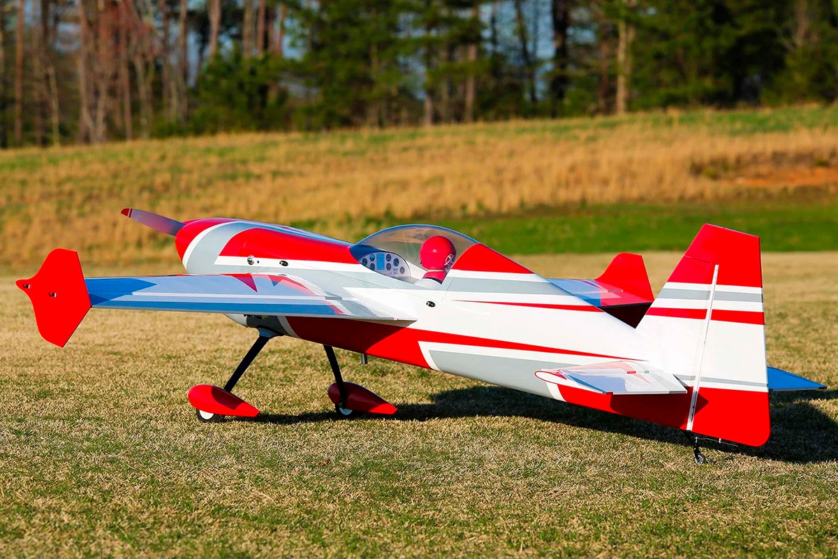 88" Extra 260 Červená/Bílá 2,23
