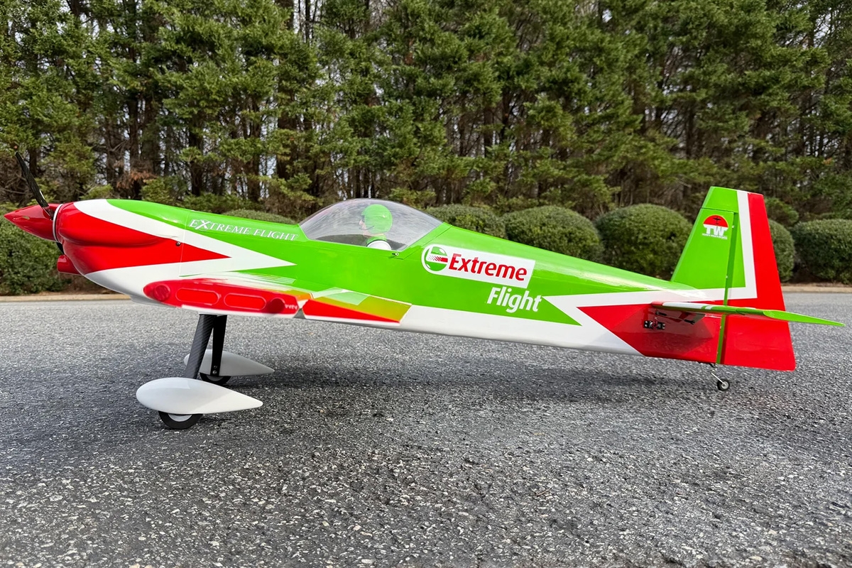 67" CAP 232 - Zelená/Červená 1,7m