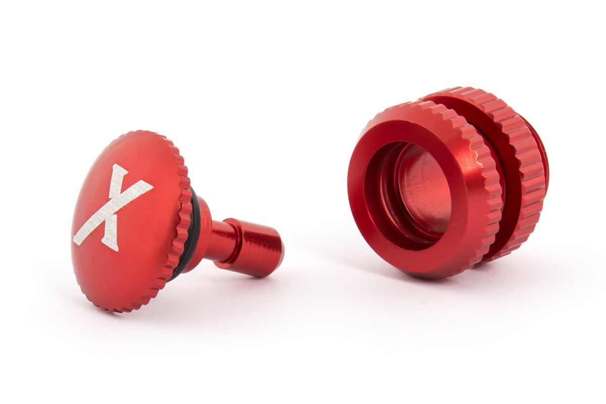 Tankovací ventil (X logo), Červený