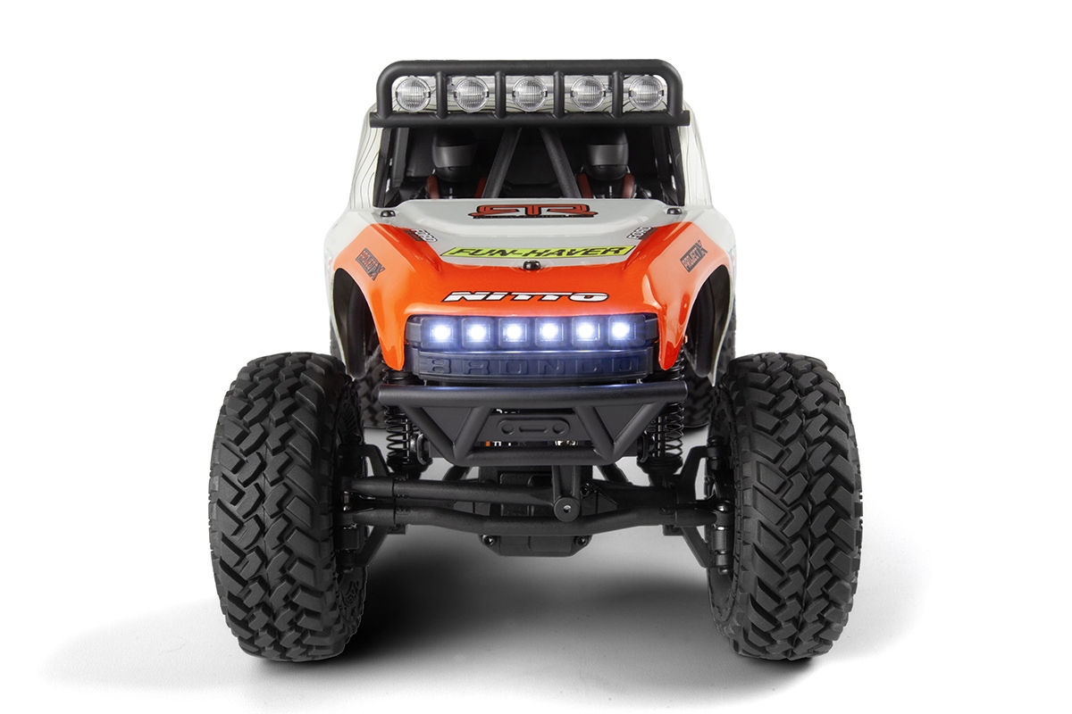 Venture18 U4 Ford Bronco 4400 - Loren Healy