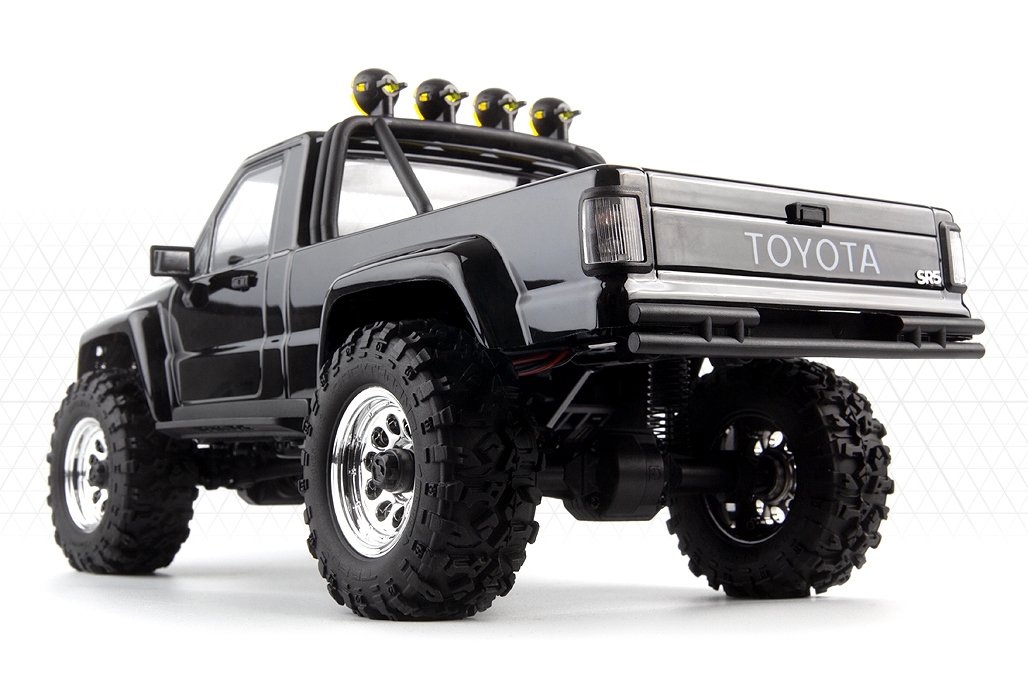 Venture18 Flux 1985 Toyota Hilux SR5 - černý