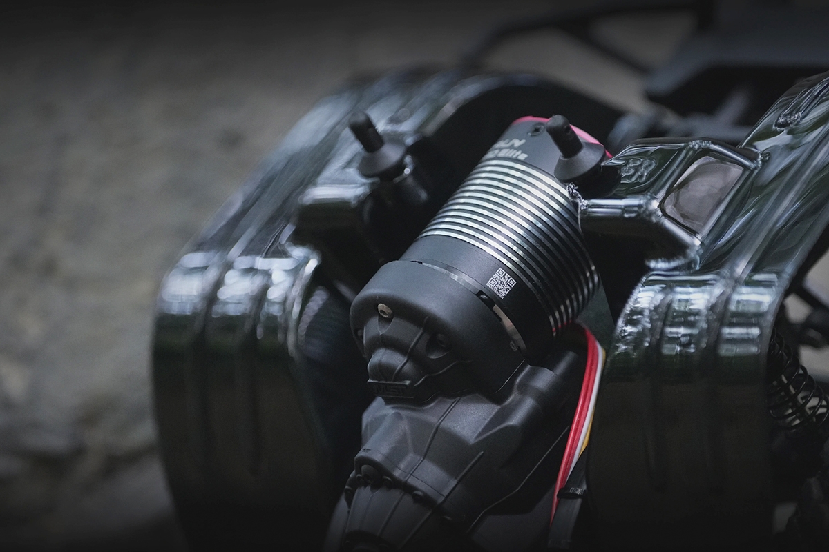 QuicRun Fusion Pro Elite pro crawlery 2300kv