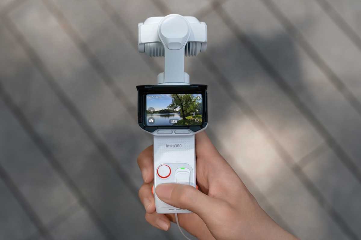 Insta360 Luna Ultra Flip Screen Hood