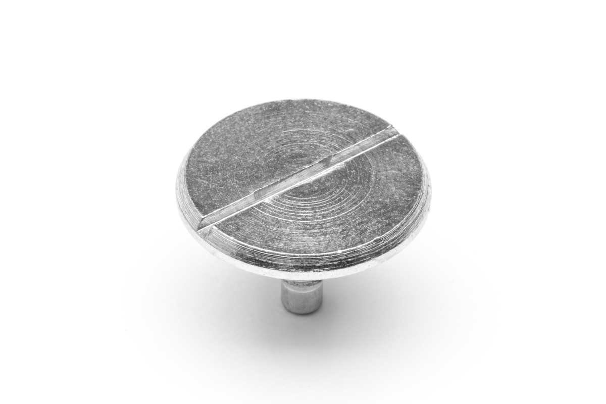 Speciální šrouby M4