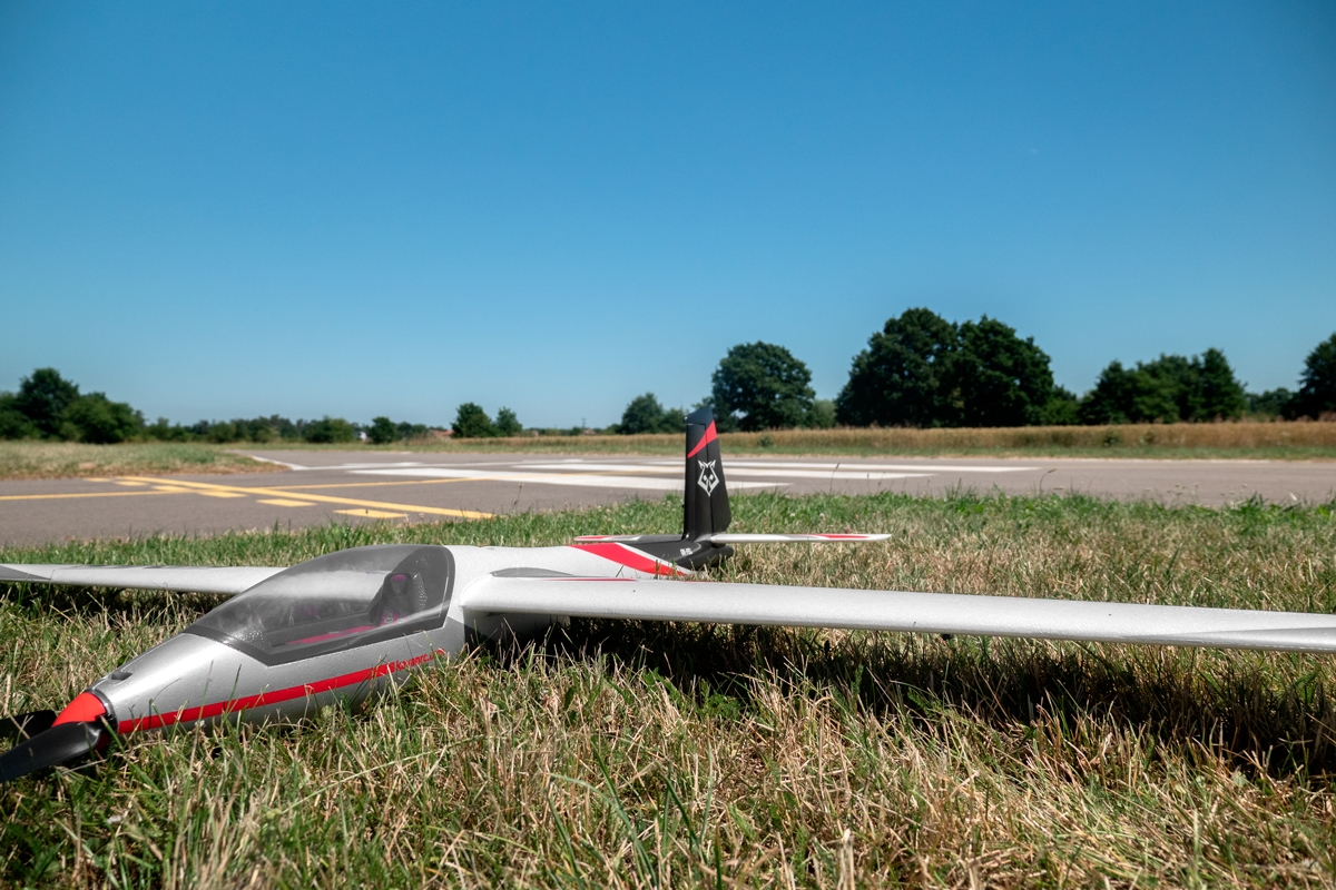 KAVAN Swift S-1 2400mm ARF - červená