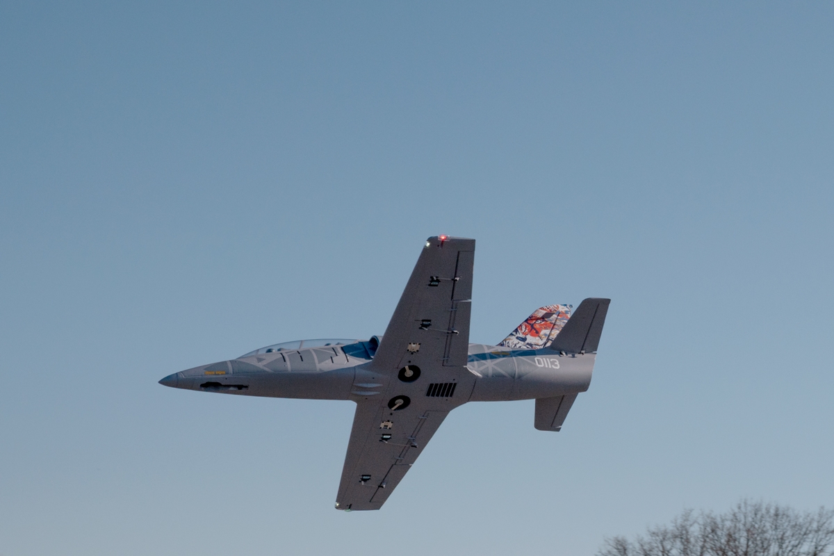 KAVAN L-39 Skyfox 1088mm ARF - šedá