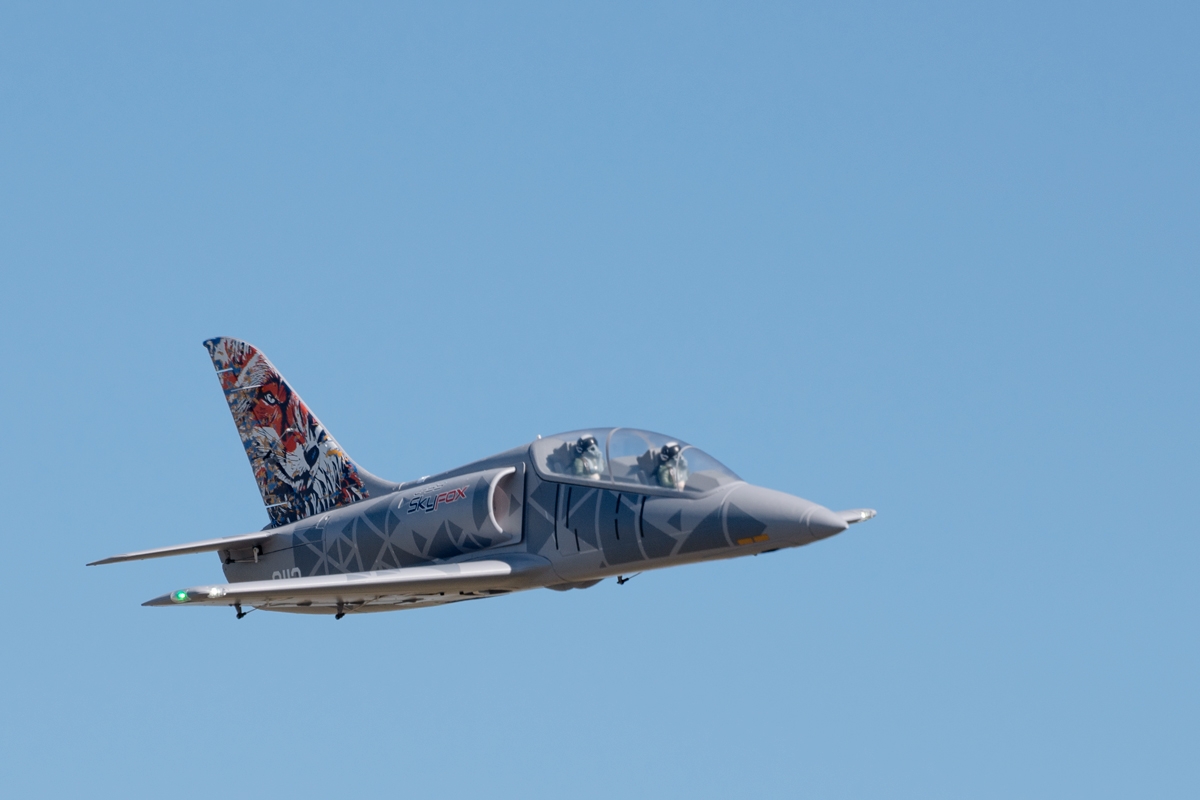 KAVAN L-39 Skyfox 1088mm ARF - šedá