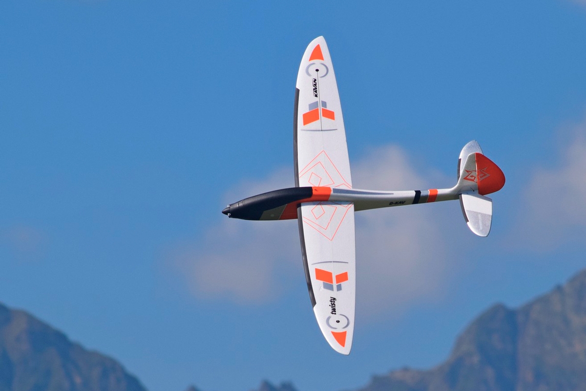KAVAN Twisty 1512mm ARF - oranžová