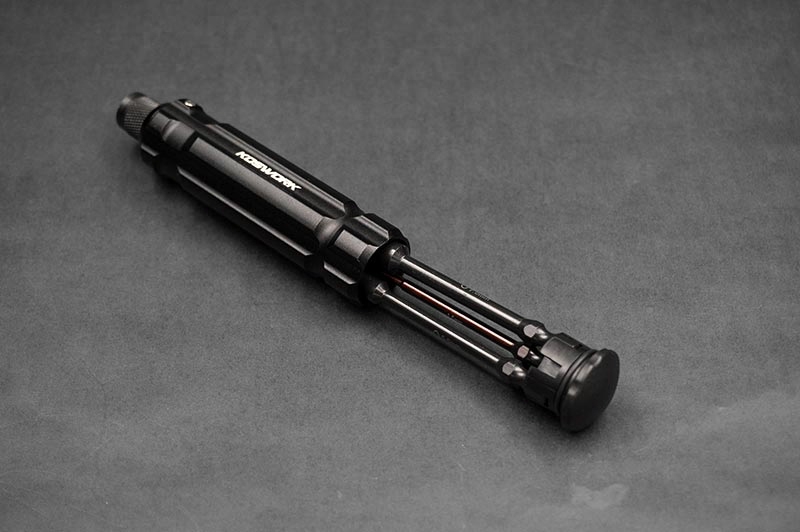 Set 1/4" bitů s rychloupínací rukojetí