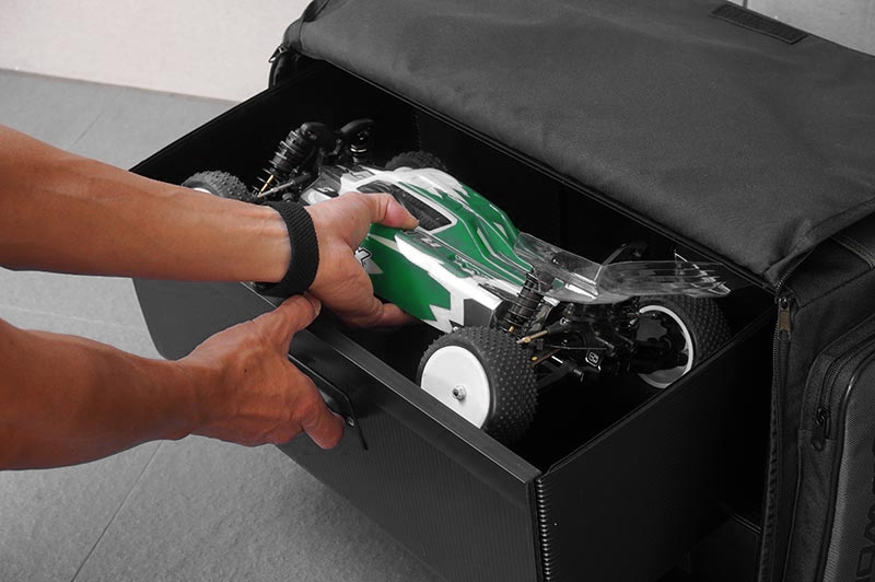 Přepravní taška pro modely 1/10 (1 velká a 2 střední přihrádky)