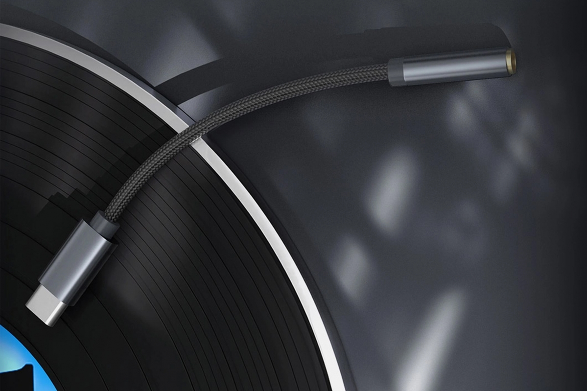 KZ - Přenosný dekodérový zesilovač