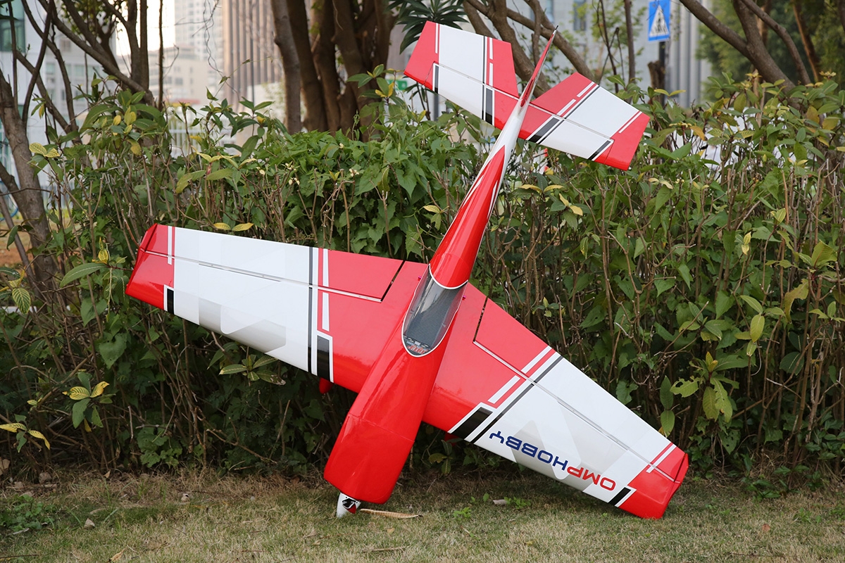 74" Edge 540 ARF - červená 1,87m