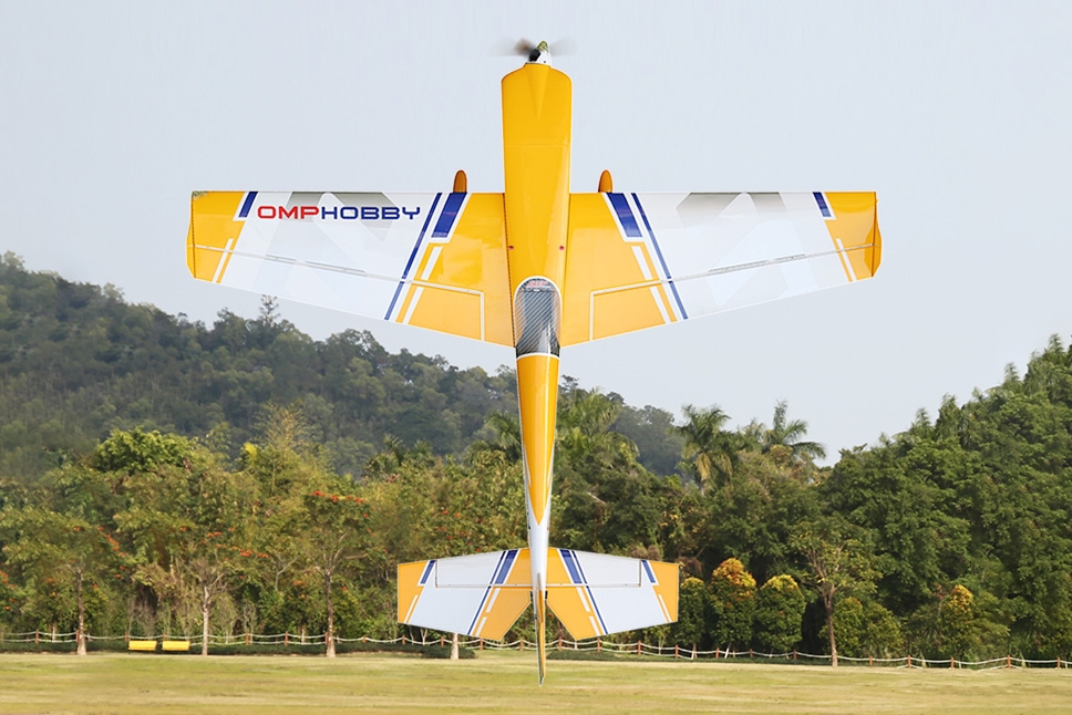 74" Edge 540 ARF - žlutá 1,87m