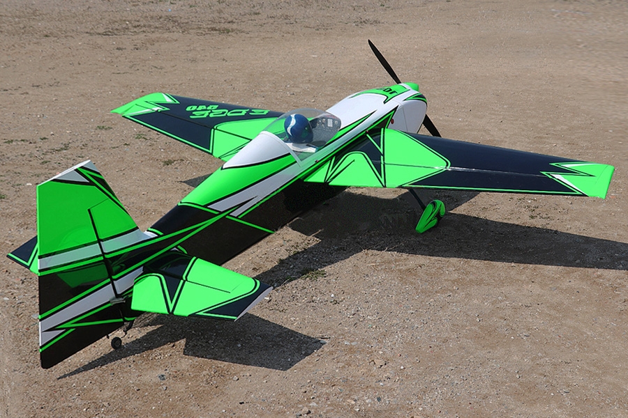 106" Edge 540 ARF - zelená 2,69m